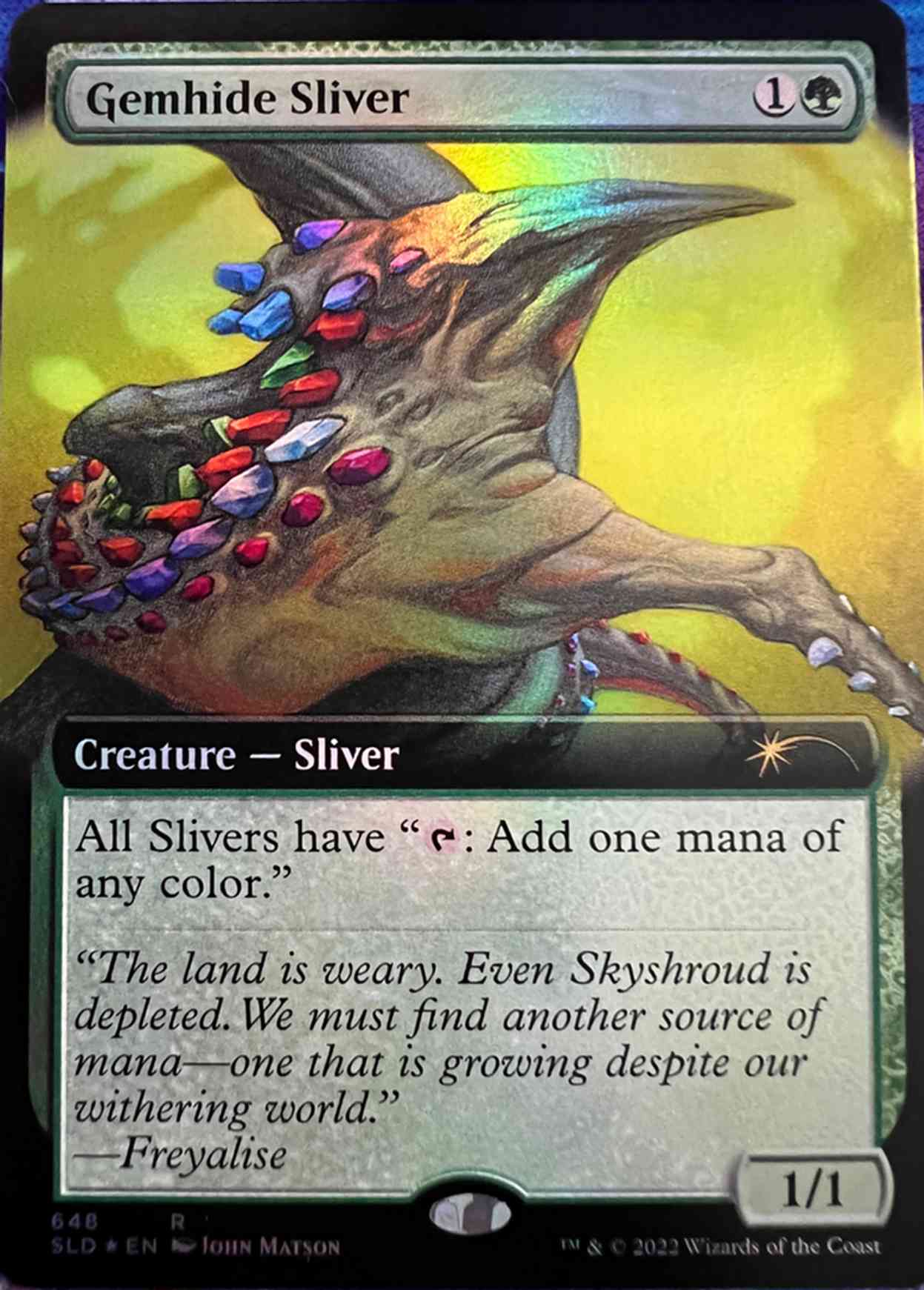 Gemhide Sliver (Extended Art) magic card front